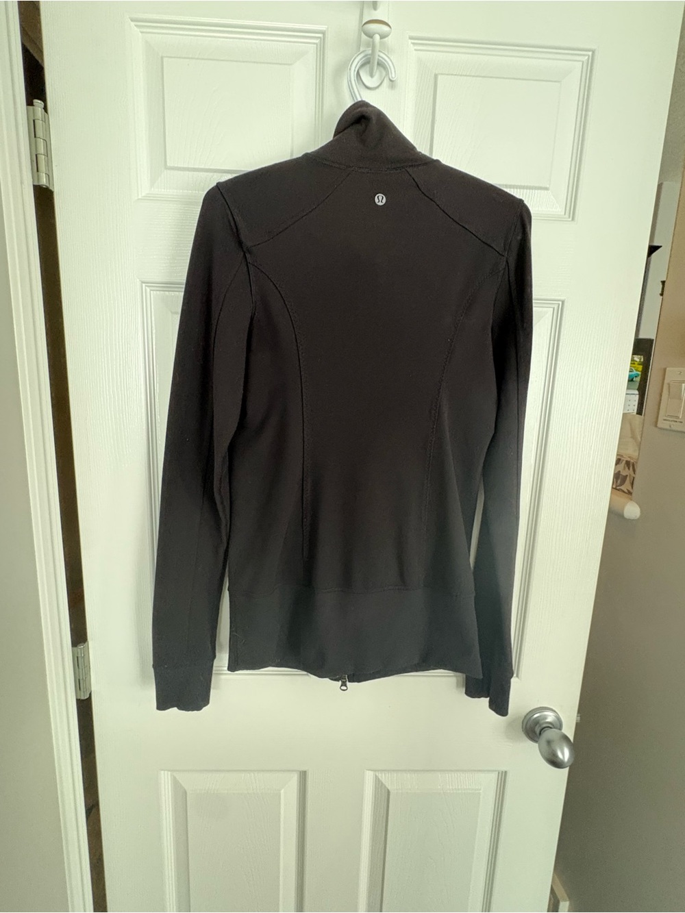 Lululemon Jacket - Picture 5 of 5